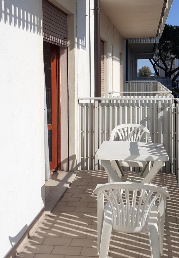 Residence Gallo - Walterigato Apartments Per Solo Famiglie Lido di Jesolo Exterior foto